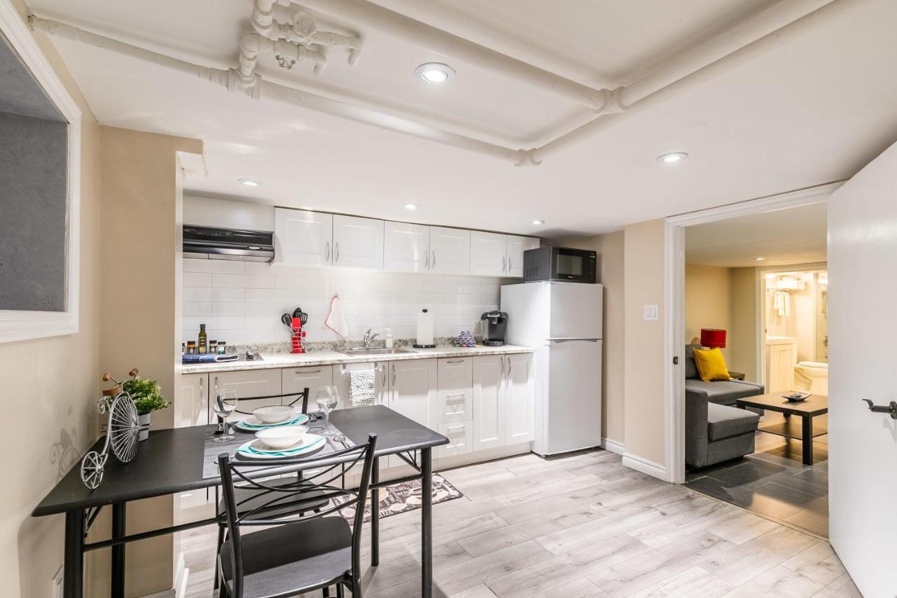 Newly Renovated - Cozy 1Br Apt With Netflix - Prime Location Toronto Exteriör bild